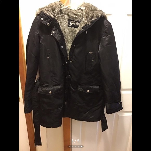 Guess coat - Picture 3 of 3